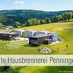 Huette40: Ganze Huette Nah Am Mit Privatem Whirlpool, Sauna. Umzaeunt. *