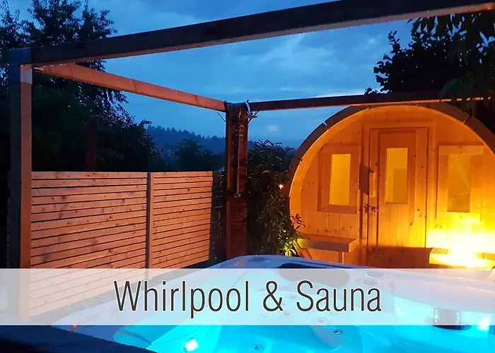 Hütte40: Ganze Hütte Nah Am Mit Privatem Whirlpool, Sauna. Umzäunt. Ferienhaus Waldkirchen